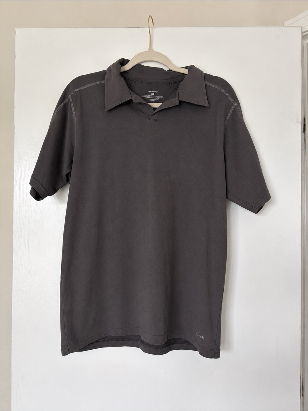 Patagonia Men's Short Sleeve Polo Shirt - Charcoal